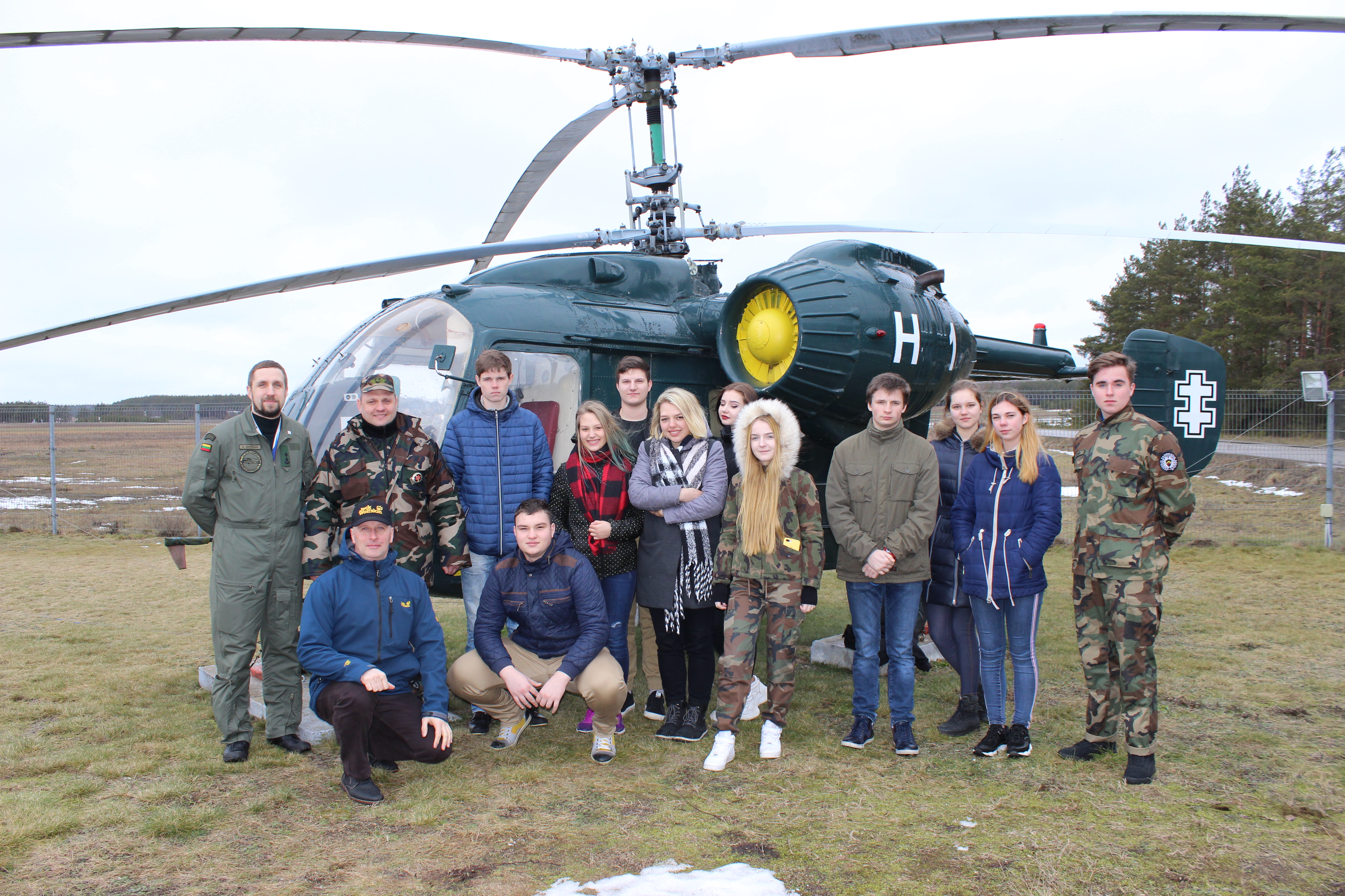 Visagino „Atgimimo“ gimnazijos JPB išvyka į Aviacijos valdybą ir Kenos užkardą