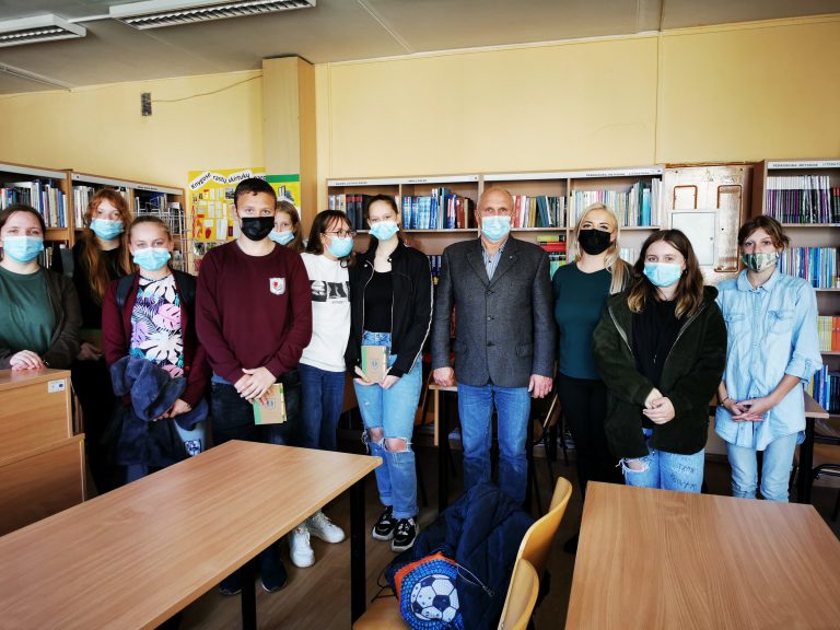 Kudirkos Naumiesčio JPB susitiko su Pasieniečių klubo Marijampolės būrio vadu