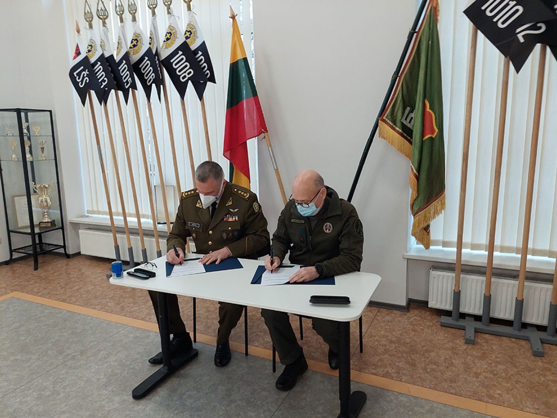 Šauliai ir pasieniečiai pasirašė bendradarbiavimo priemonių planą